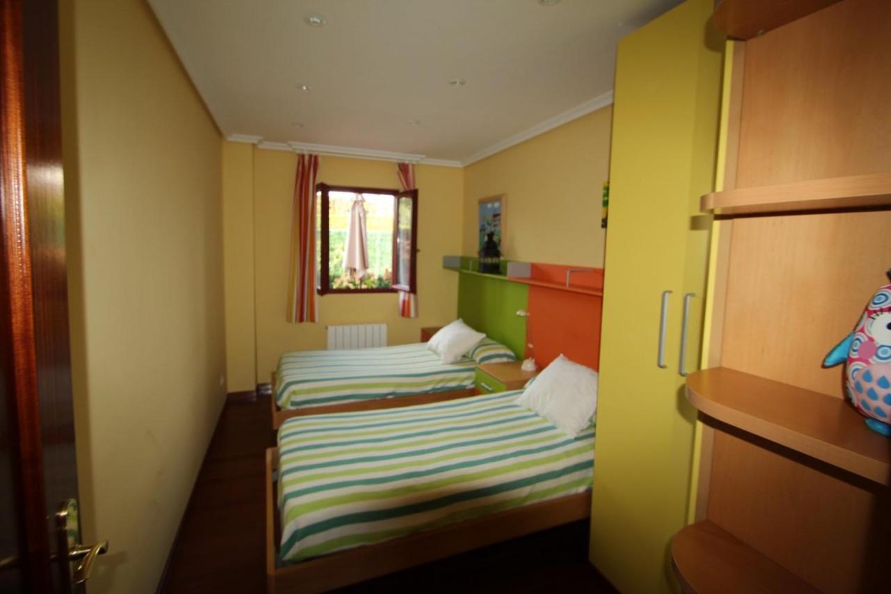 Apartamento En Complejo Residencial Rovacias Comillas Exterior photo